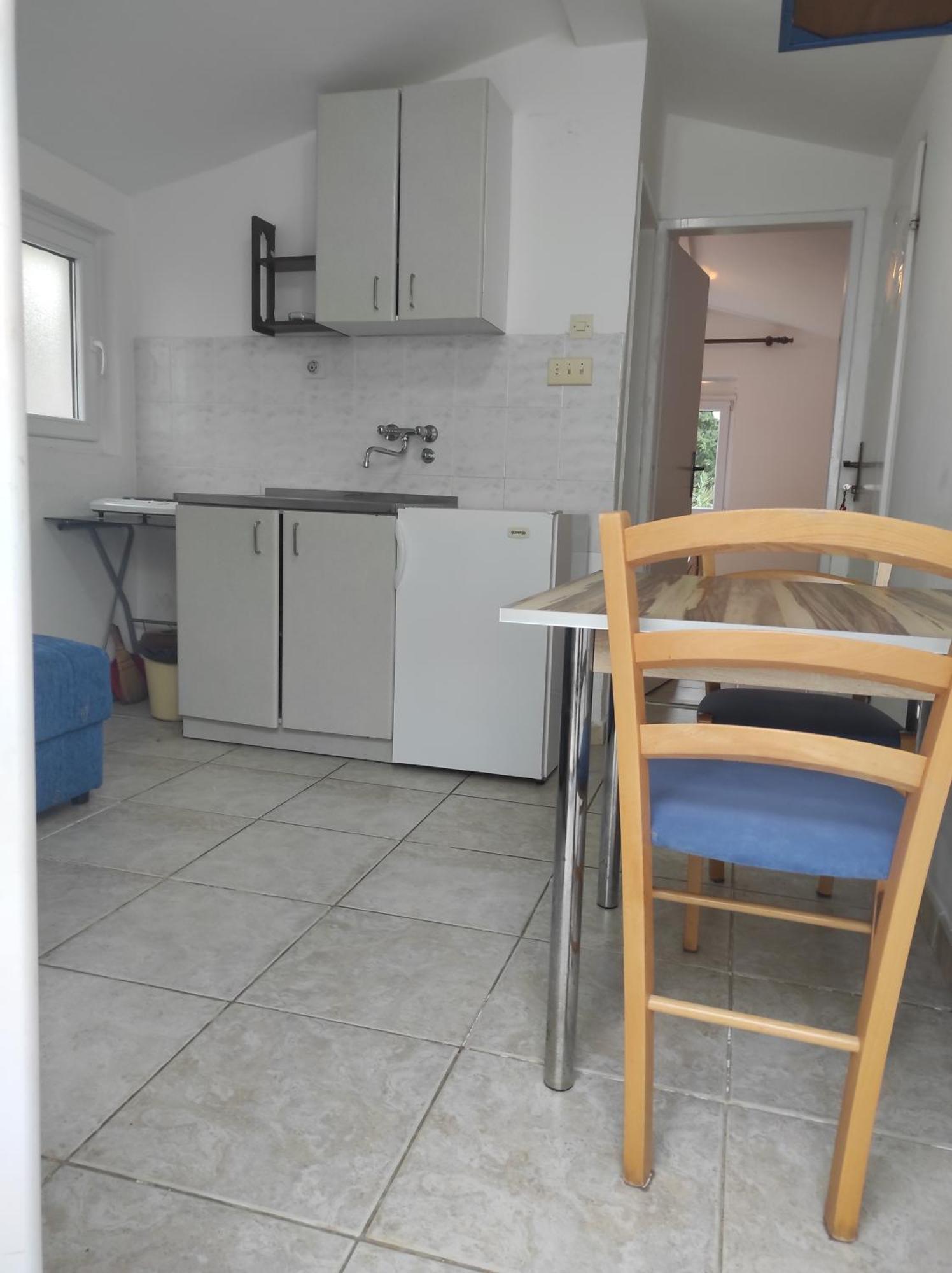 Apartments And Room Mv Petrovac Екстер'єр фото